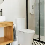 게스트하우스 Aqua House 2*