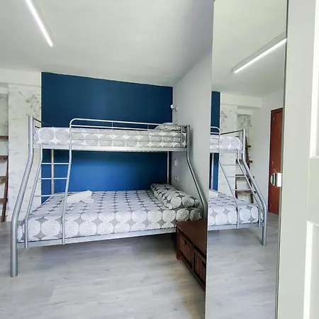 Aqua House Konukevi 2*