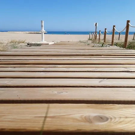 Konukevi Aqua House Denia