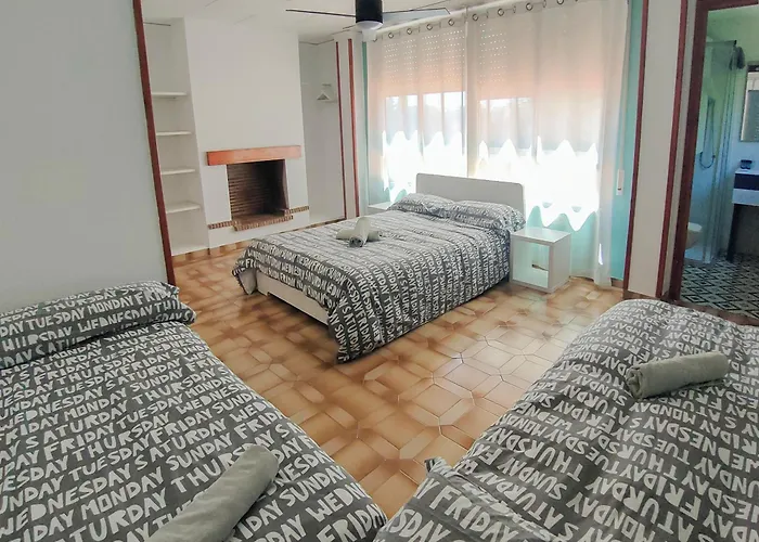 Guest house Aqua House