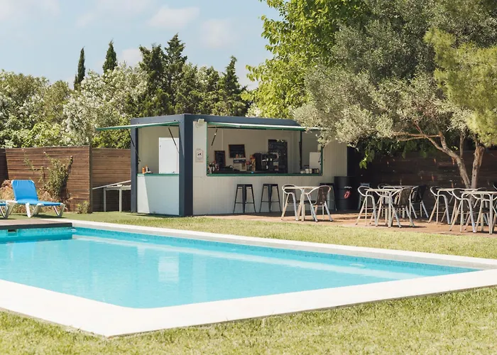 Guest house Aqua House 2*