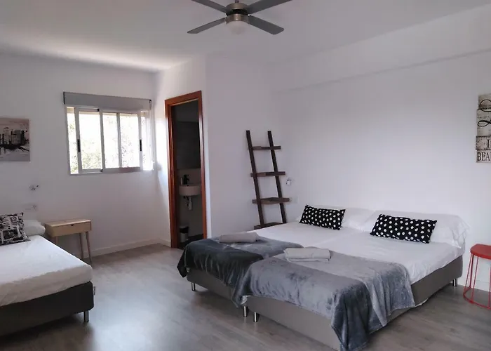 Aqua House Guest house Denia