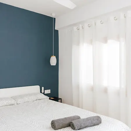 Aqua House 2*