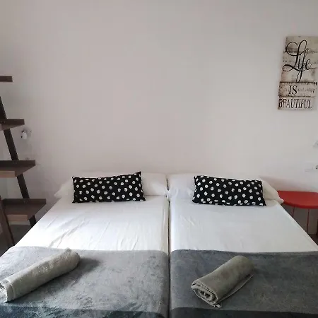 Aqua House 2*